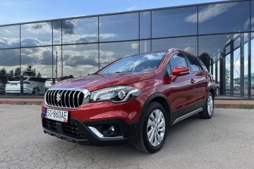 Napęd 4x4, kamerka cofania,Carplay